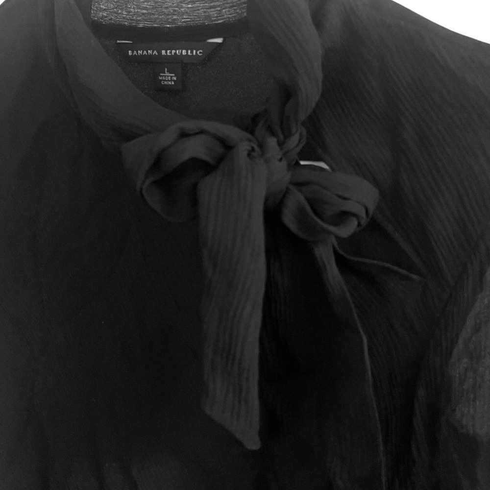 Banana Republic Black Silk‎ Tie Neck Short Sleeve Shirt L - Picture 2 of 7